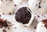 3-Ingredient Oreo Truffles: Irresistible Oreo Balls Recipe