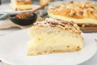 German Bee Sting Cake Recipe: Classic Bienenstich with Cream Filling