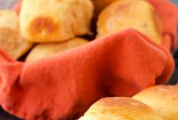 Cheesy Dinner Rolls That Melt in Your Mouth