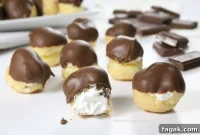 Chocolate-Covered Cream Puffs with Rich Chocolate Glaze