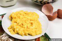 Cheesy Scrambled Eggs Recipe to Feed a Crowd
