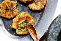 Crispy Tostones: Fried Green Plantains Recipe and Tips