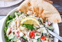 Mediterranean Tuna Salad with Creamy Mayo Dressing