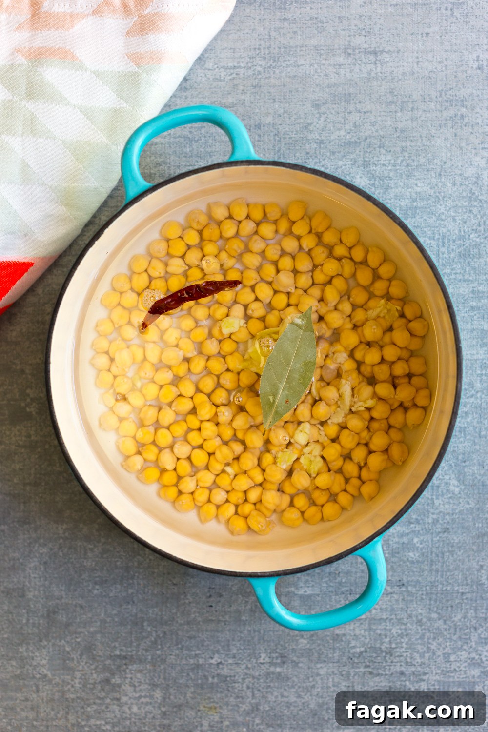 Creamy Dreamy Hummus simmering