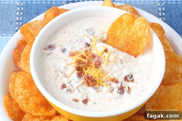 Cheesy Bacon Ranch Dip