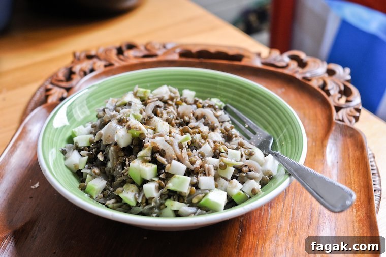 Lentil Kohlrabi Salad