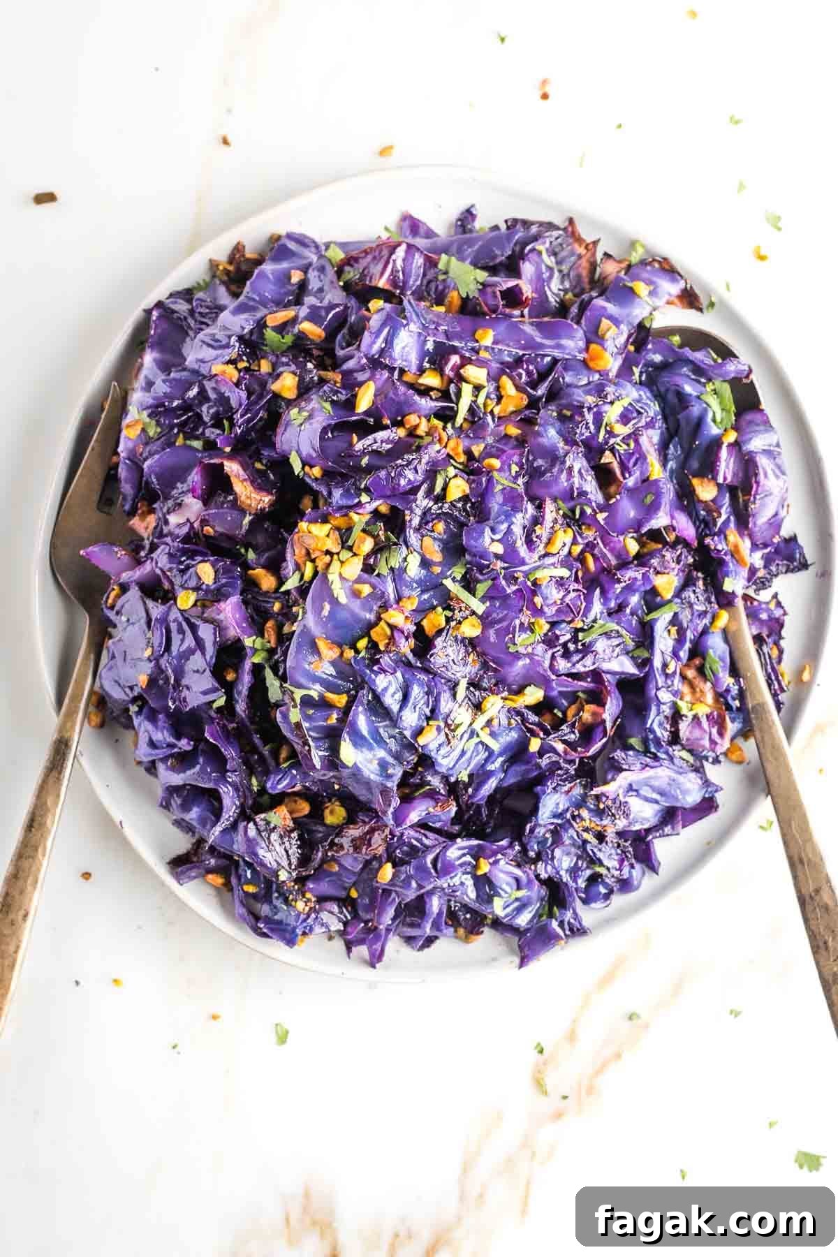 Crispy Oven-Roasted Red Cabbage with Balsamic Glaze 11 img 20500 10