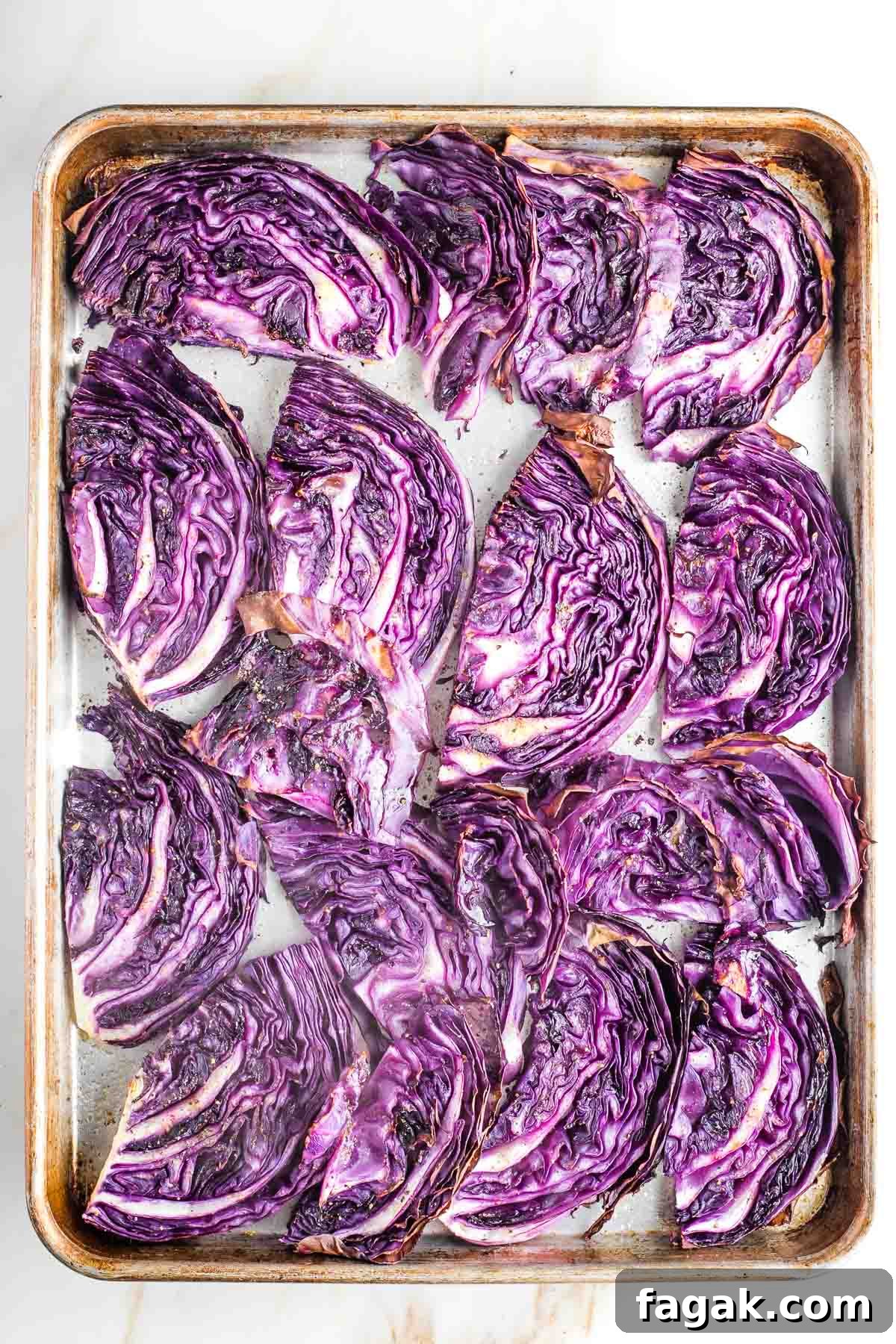 Crispy Oven-Roasted Red Cabbage with Balsamic Glaze 8 img 20500 7