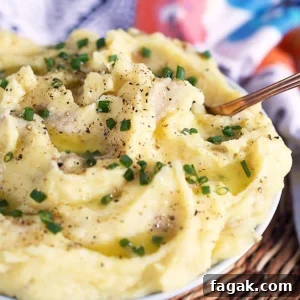 Instant Pot Mashed Potatoes in a bowl.