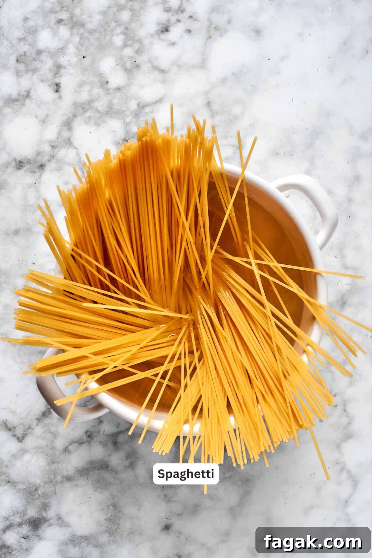 Spaghetti in a pot.