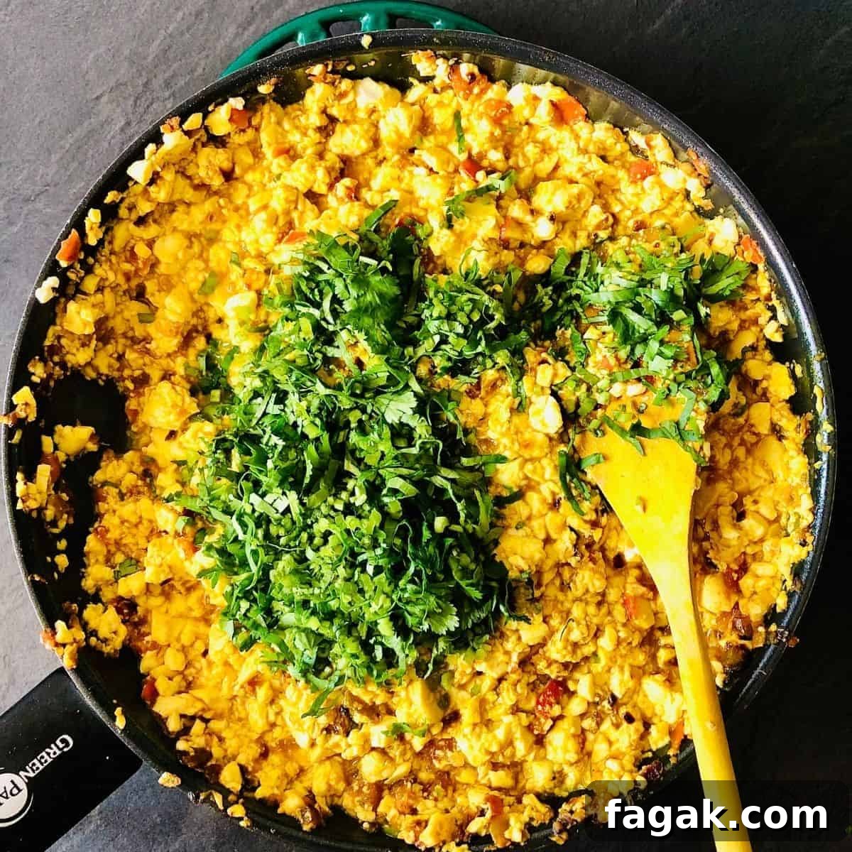 15 Filling Breakfast Recipes to Keep You Full Until Lunch 15 Scrambled Tofu