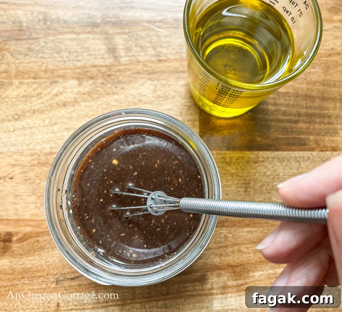 Making vinaigrette with a whisk 