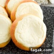 Sweet Cheese Filled Buns (Vatrushka Recipe)