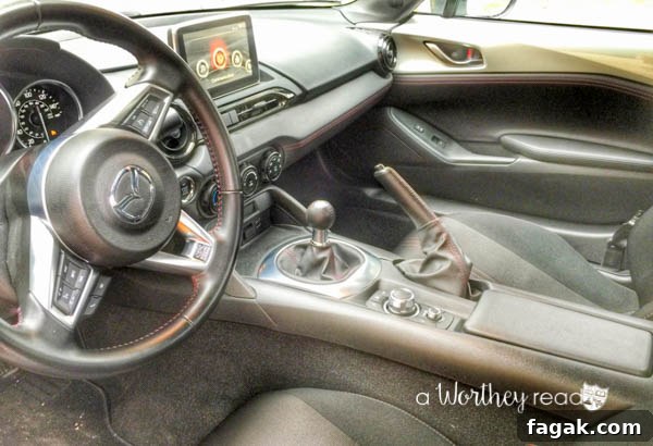 2016 Mazda Miata-19