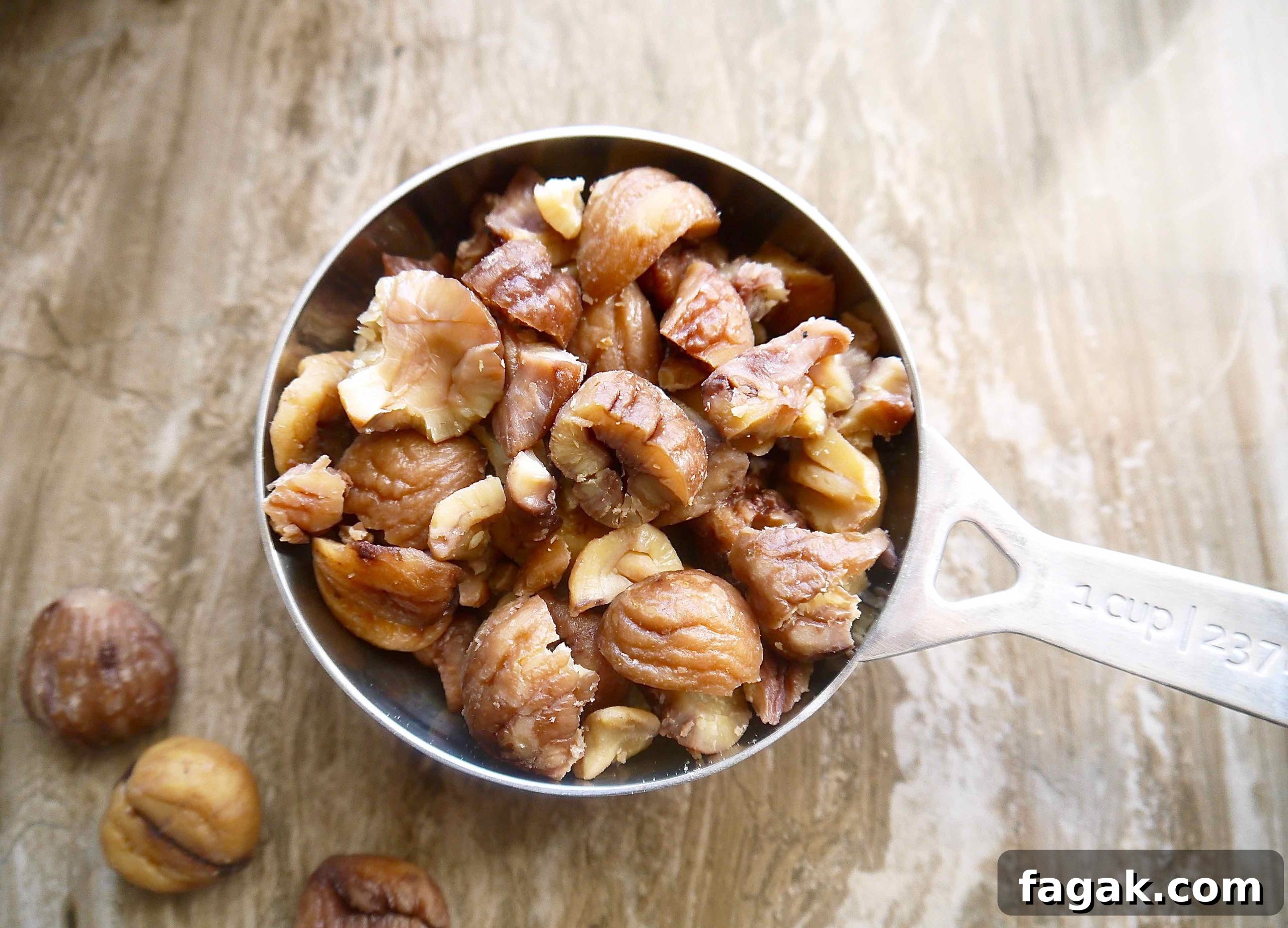 Mashed chestnuts in a cup.