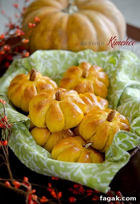 Image for Pumpkin Dinner Rolls
