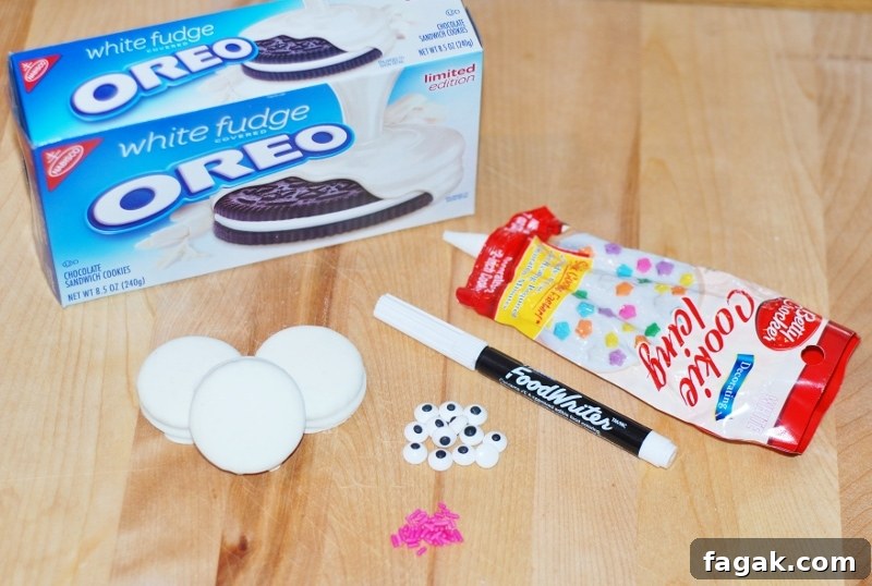 Easy Valentine Oreo Kitty Cat Cookies 